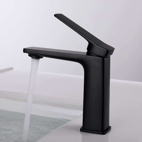 Matte Black Brass Body Basin Faucet Single Hole Hot and Cold water vanity basin mixer Bathroom Faucet Tap (1)