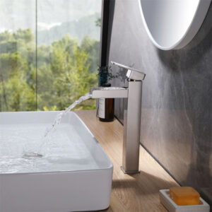 Modern Single-Hole Brass Basin Faucets Deck Mounted Waterfall Spout Brush Nickel Finish Hot Cold Single-Handle Bathroom Faucets