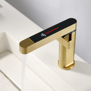 Pull Out Basin Faucet Digital Temperature Display Vanity Faucet Brushed Gold Single Hole Brass Bathroom Sink Faucet
